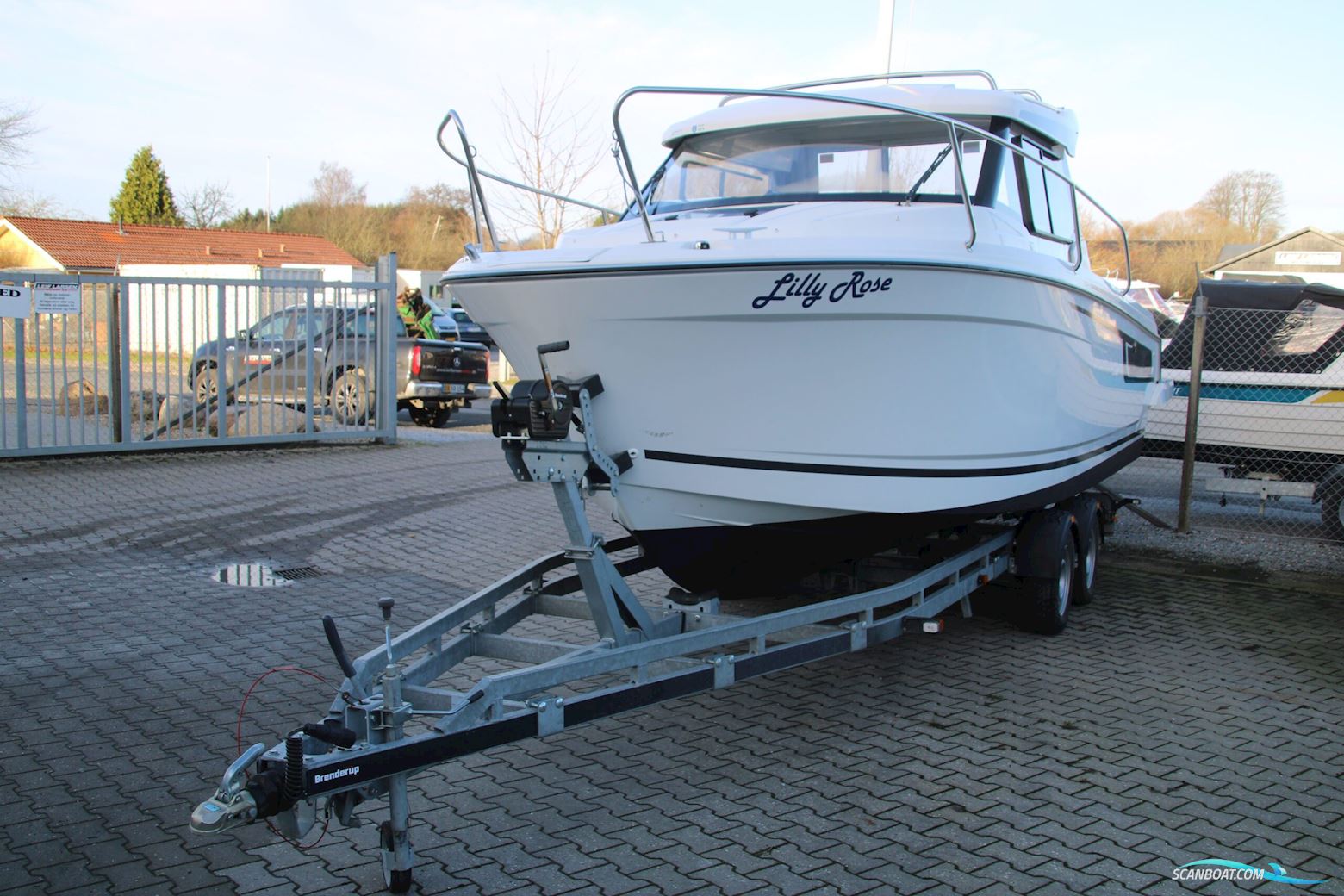 Jeanneau 695 Merry Fisher Serie2