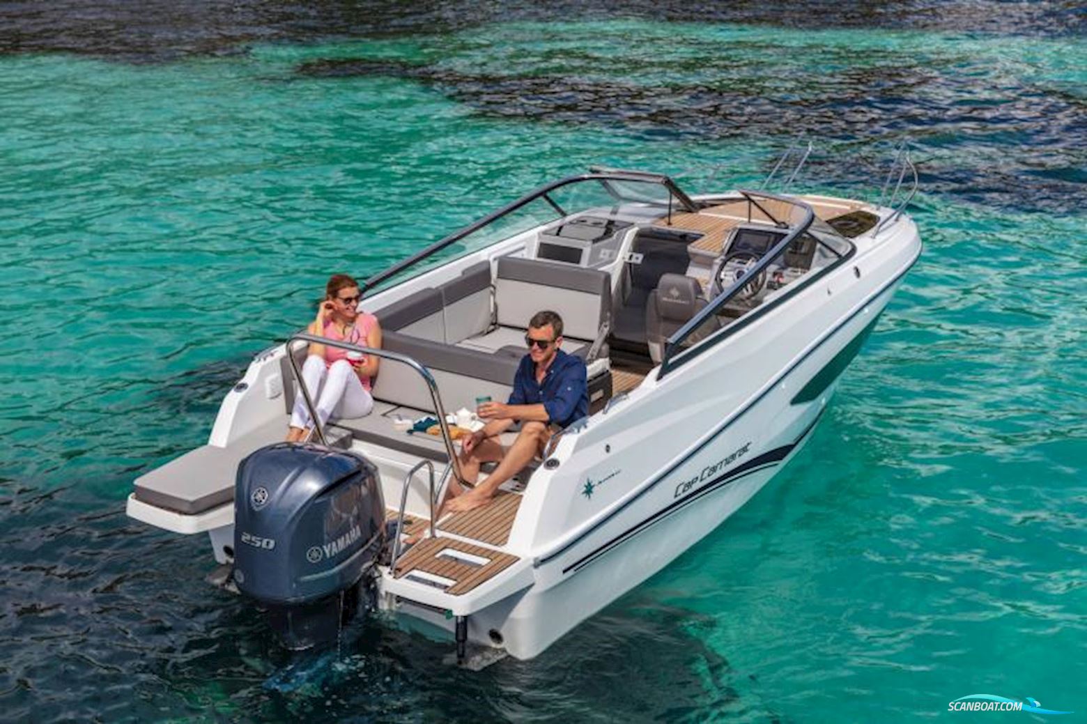 Jeanneau 7.5 DC Cap Camarat Gen2