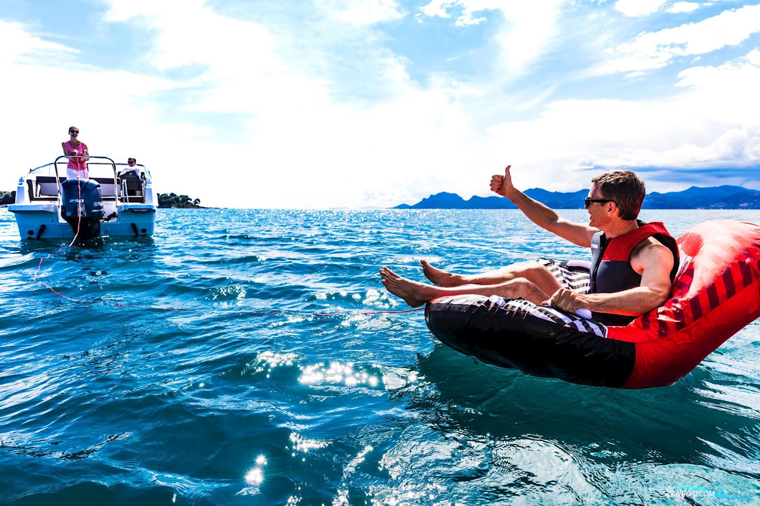 Jeanneau 7.5 DC Cap Camarat Gen2