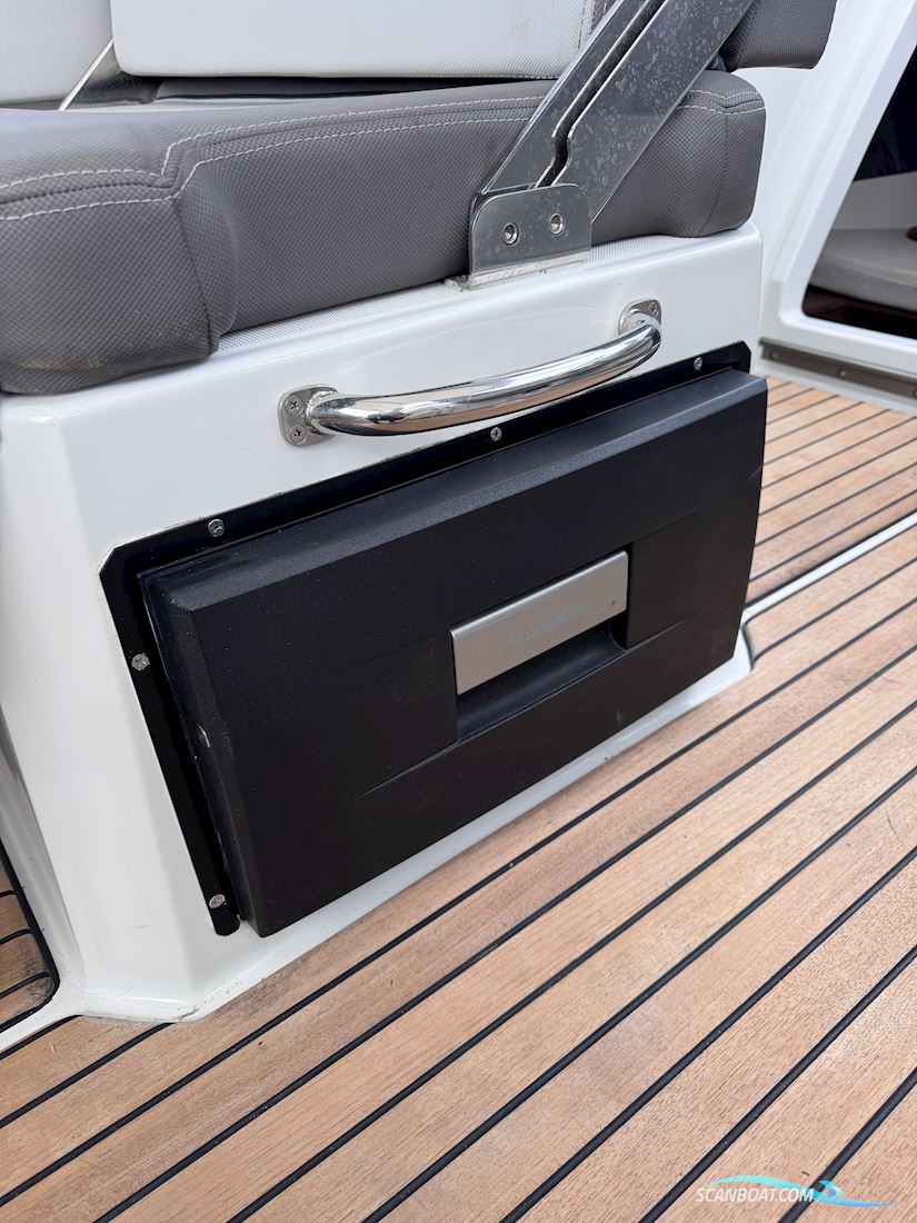 Jeanneau 7.5 DC CAP CAMARAT SERIE 2 – 2021