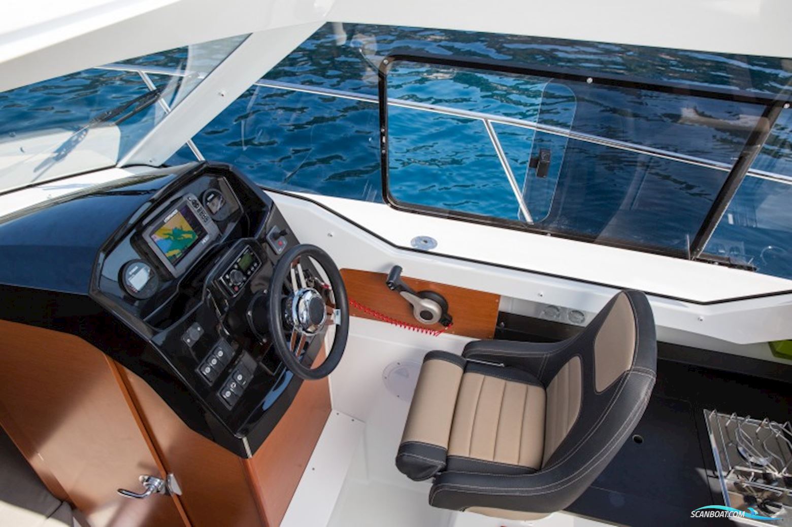 Jeanneau 795 Merry Fisher Serie 2