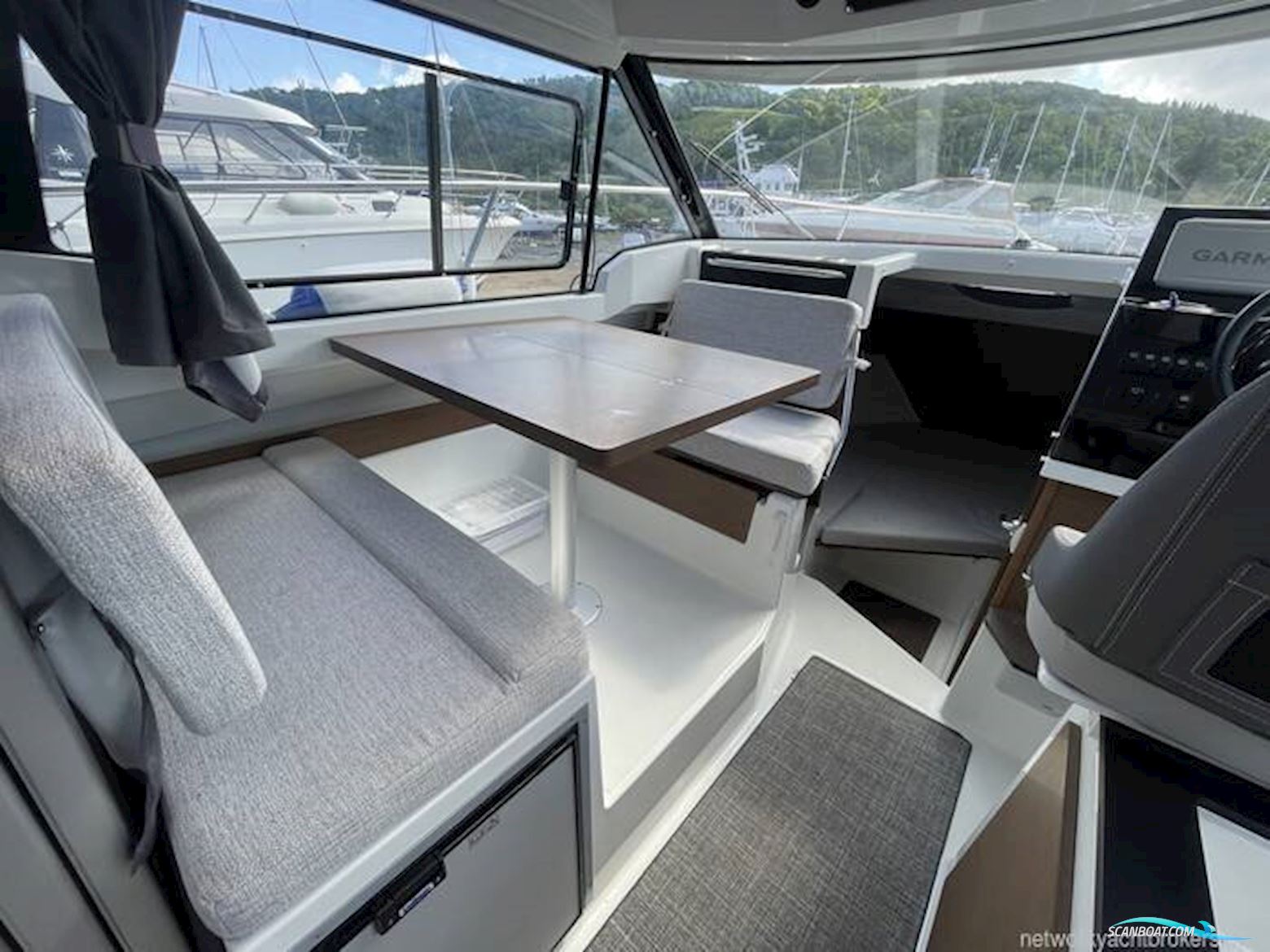 Jeanneau 795 S2