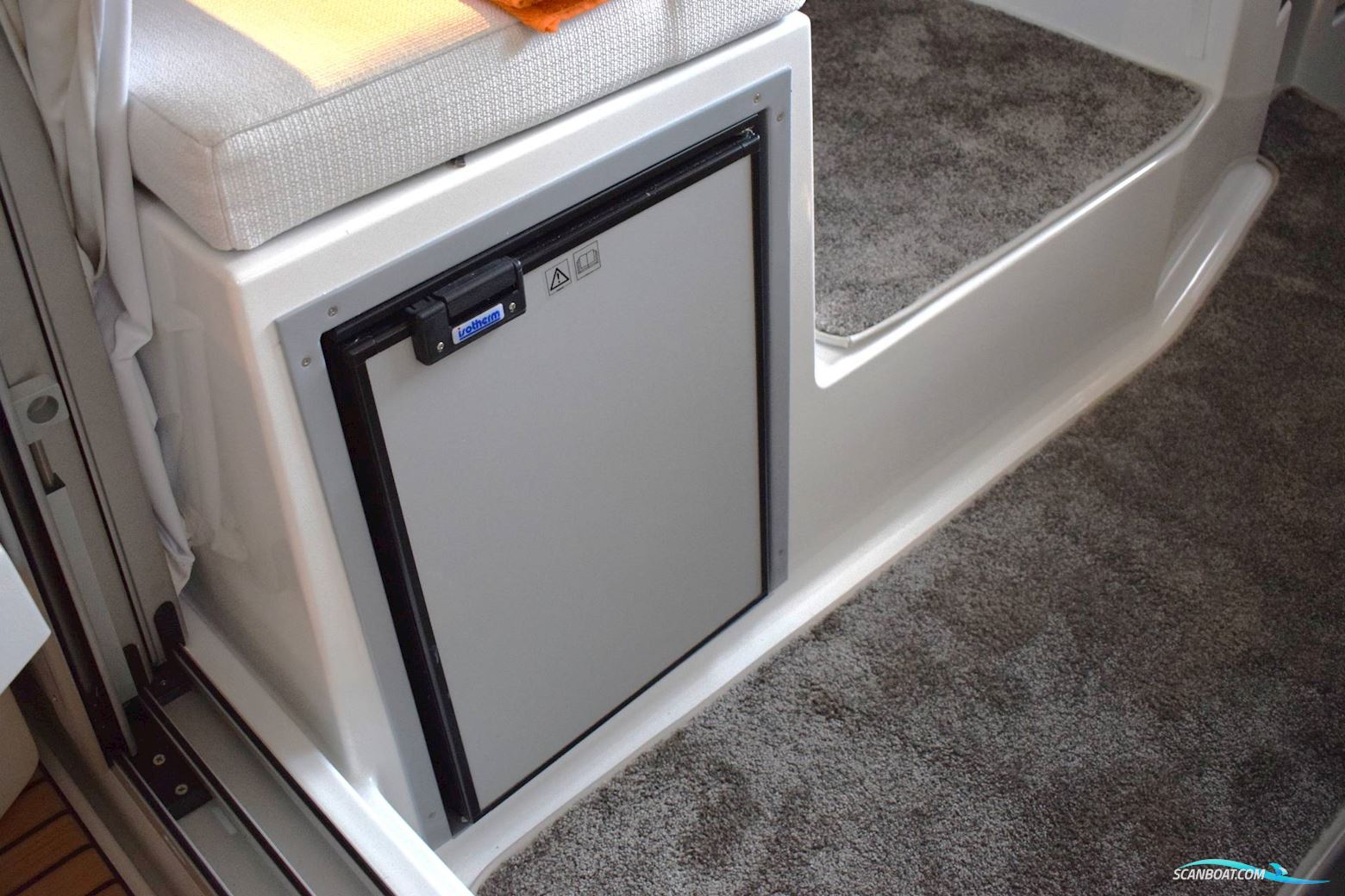 Jeanneau 795 Serie 2 - 225 HK Yamaha/Udstyr