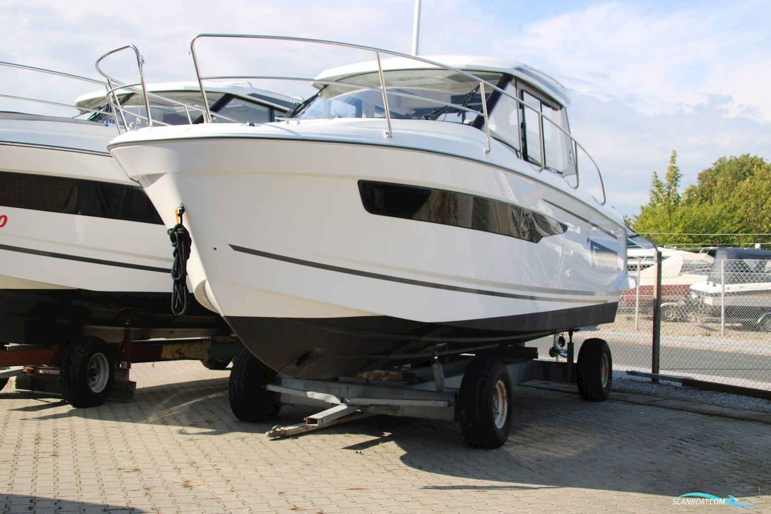 Jeanneau 895 Merry Fisher Cruiser