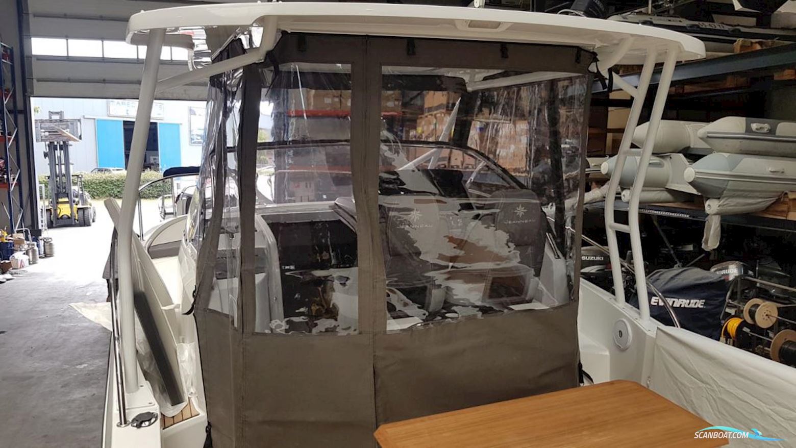 Jeanneau 9.0 WA Cap Camarat Full Options