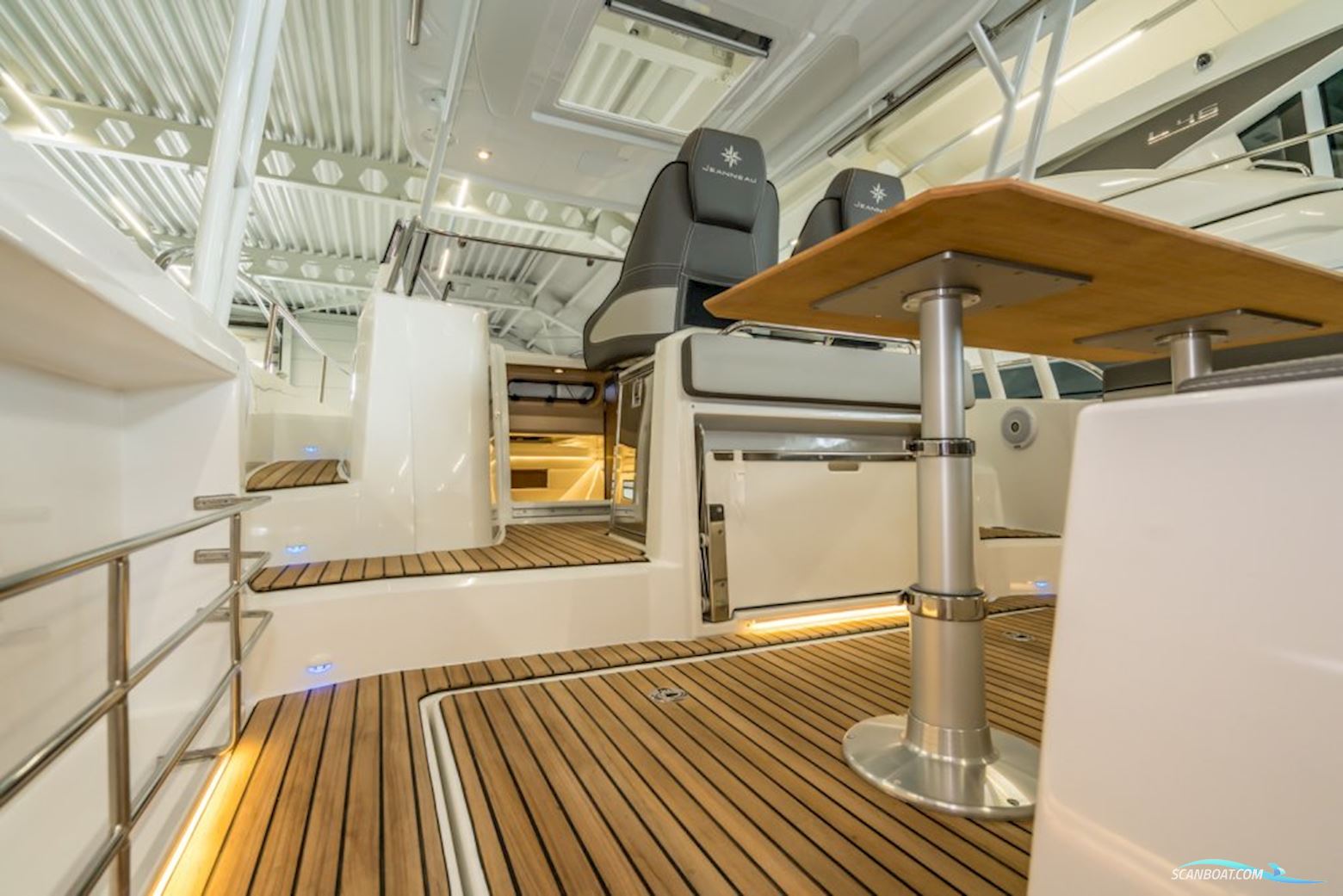 Jeanneau 9.0 WA Cap Camarat Full Options