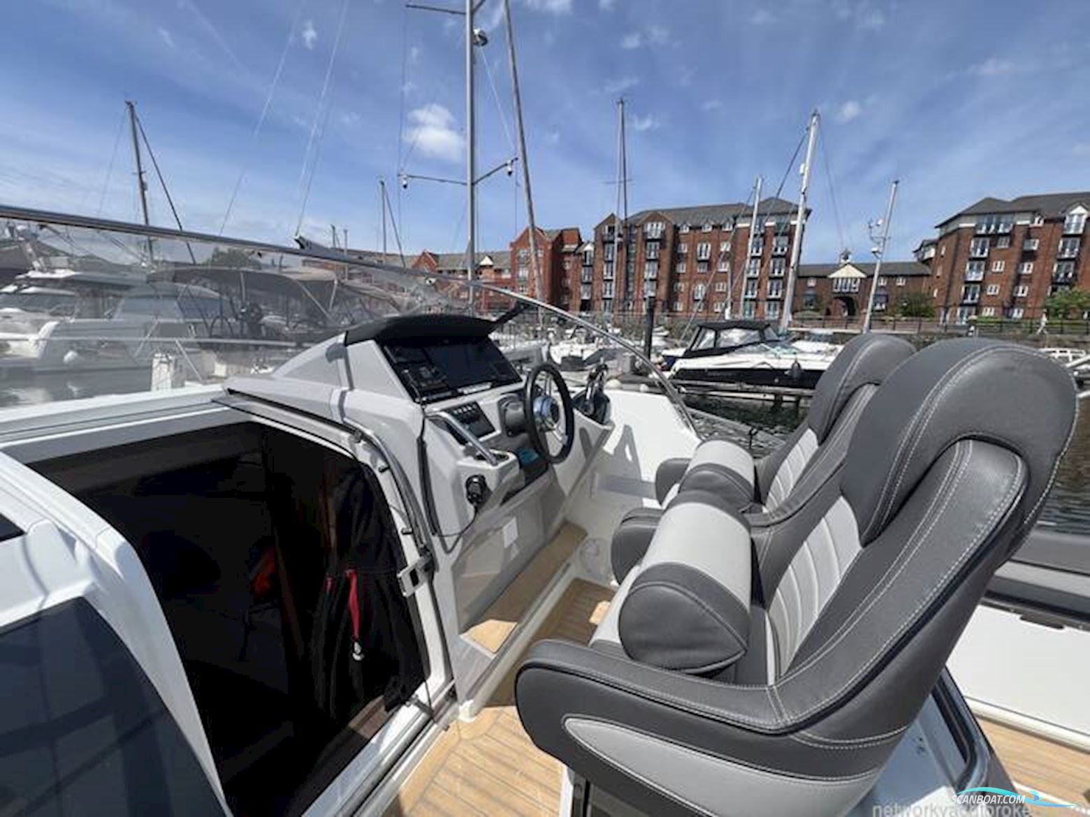 Jeanneau 9.0WA Cap Camarat