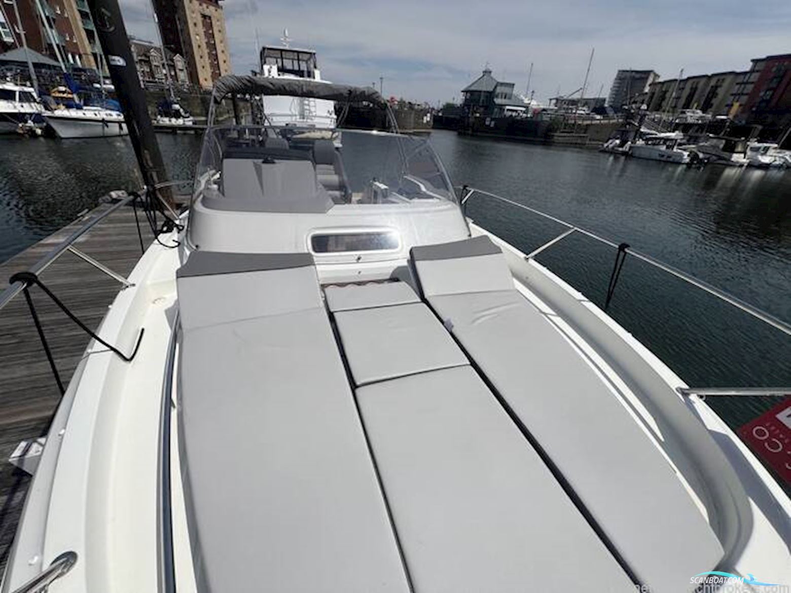 Jeanneau 9.0WA Cap Camarat