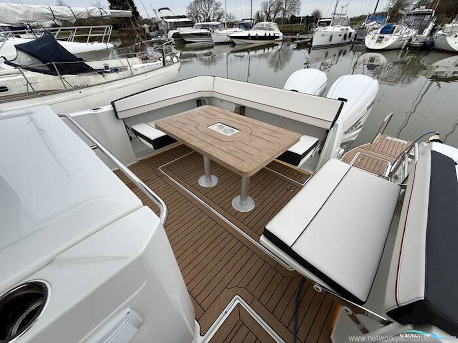 Jeanneau Cap Camarat 10.5 CC