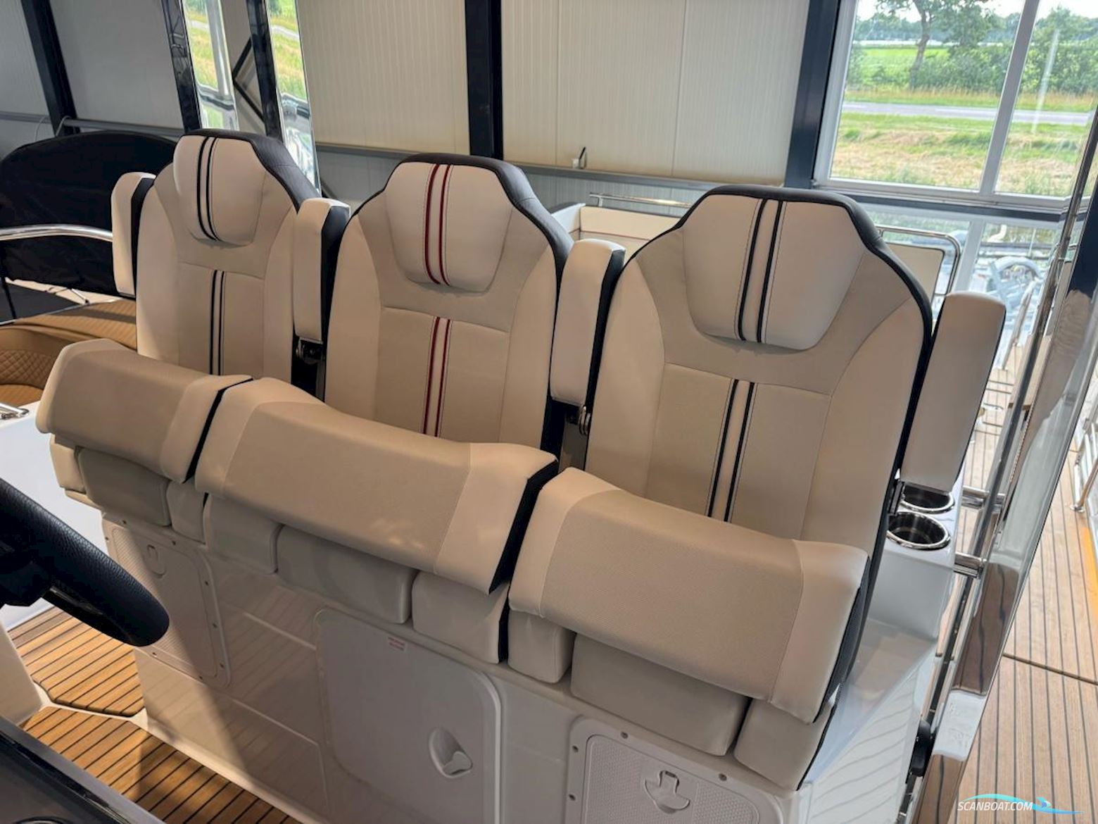 Jeanneau Cap Camarat 10.5 WA S2 op voorraad