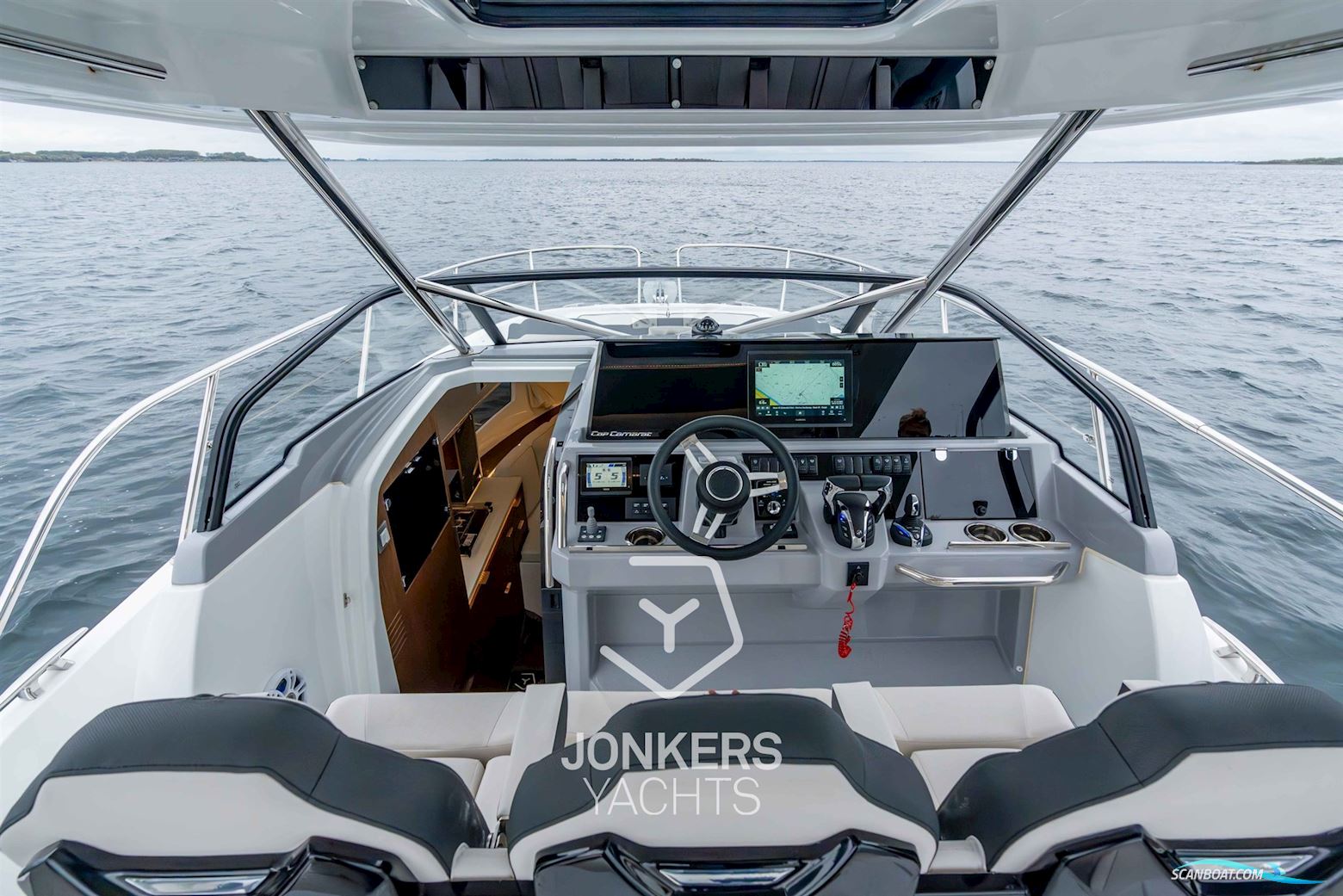 Jeanneau Cap Camarat 10.5 WA S2