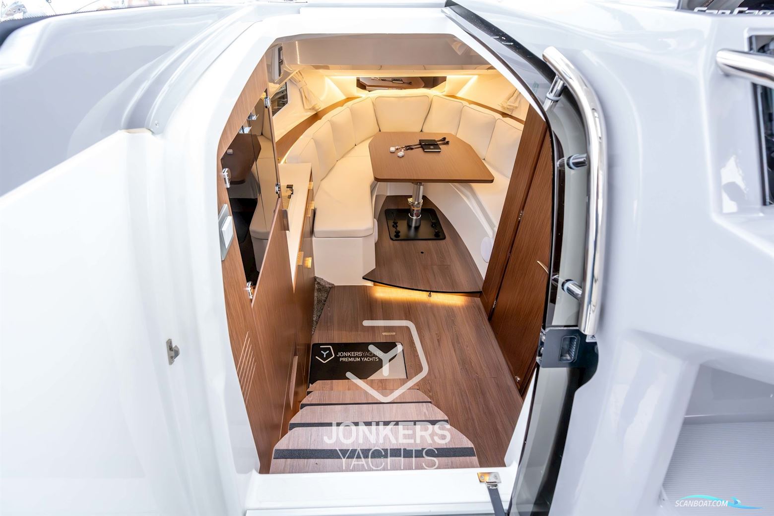 Jeanneau Cap Camarat 10.5 WA S2