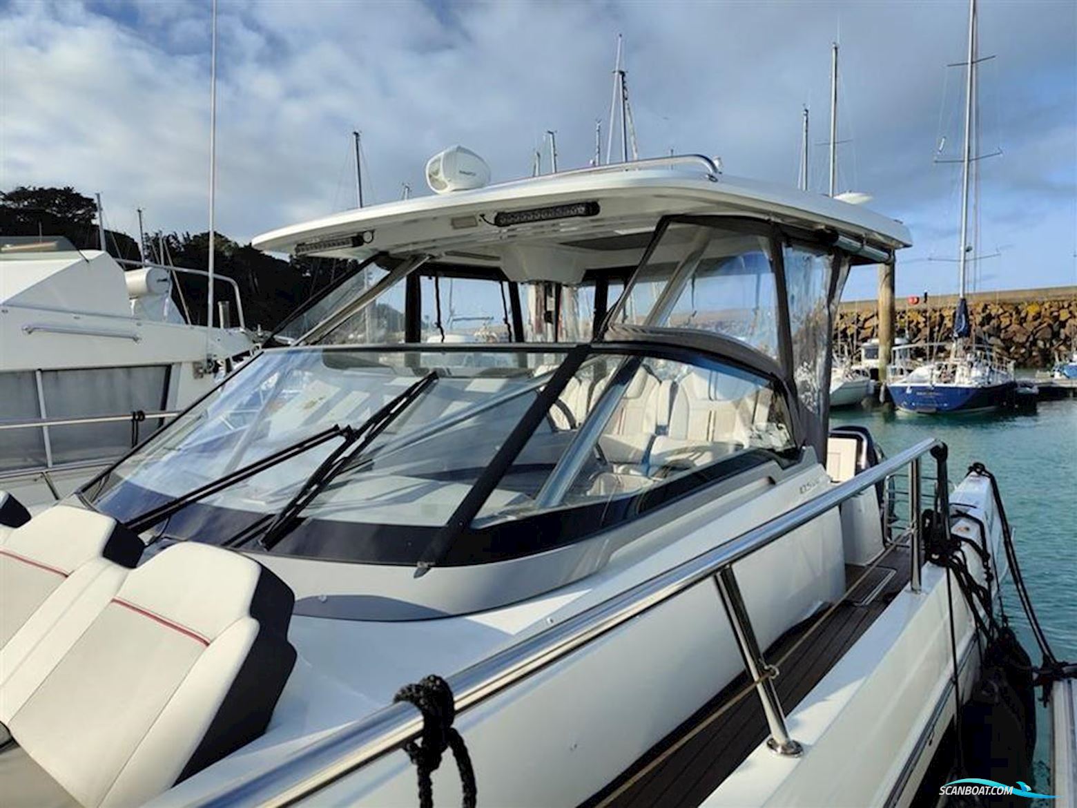 Jeanneau Cap Camarat 10.5 WA