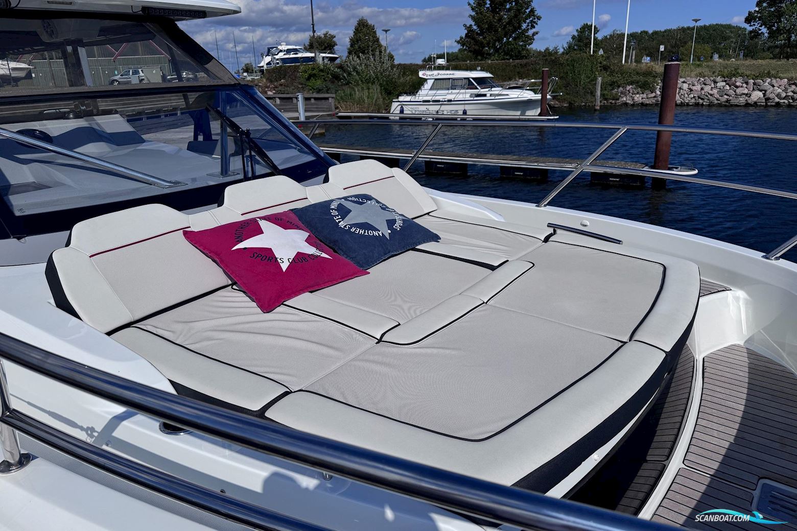 Jeanneau Cap Camarat 10.5 WA Serie 2