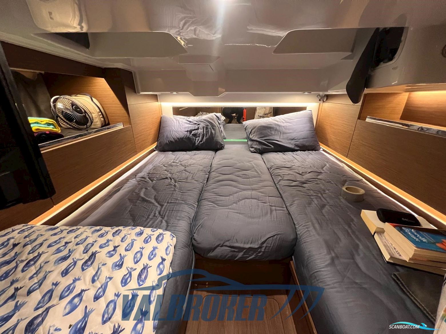 Jeanneau Cap Camarat 10.5 WA serie 2