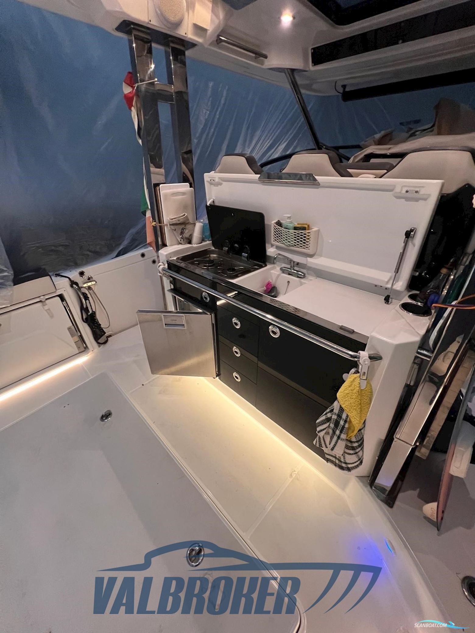 Jeanneau Cap Camarat 10.5 WA serie 2