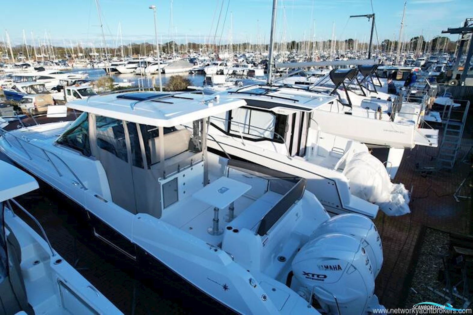Jeanneau Cap Camarat 10.5 WA Series 2
