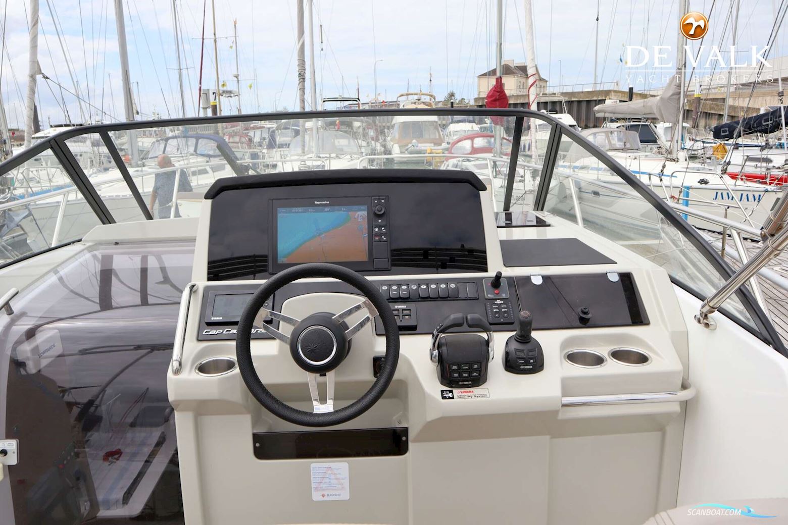 Jeanneau Cap Camarat 10.50 WA