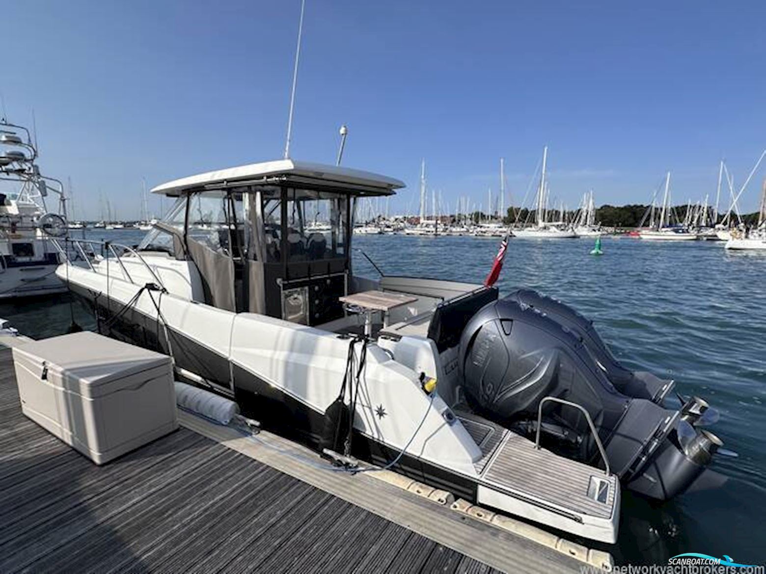 Jeanneau Cap Camarat 10.5WA S2