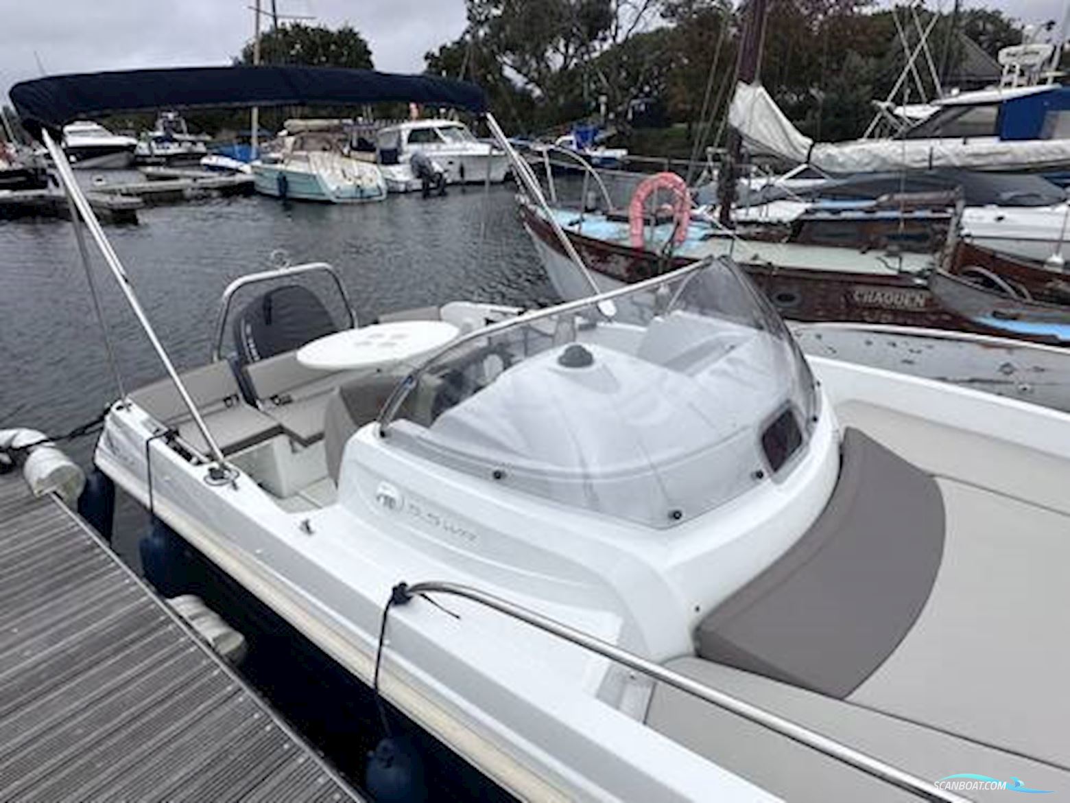 Jeanneau Cap Camarat 5.5 WA