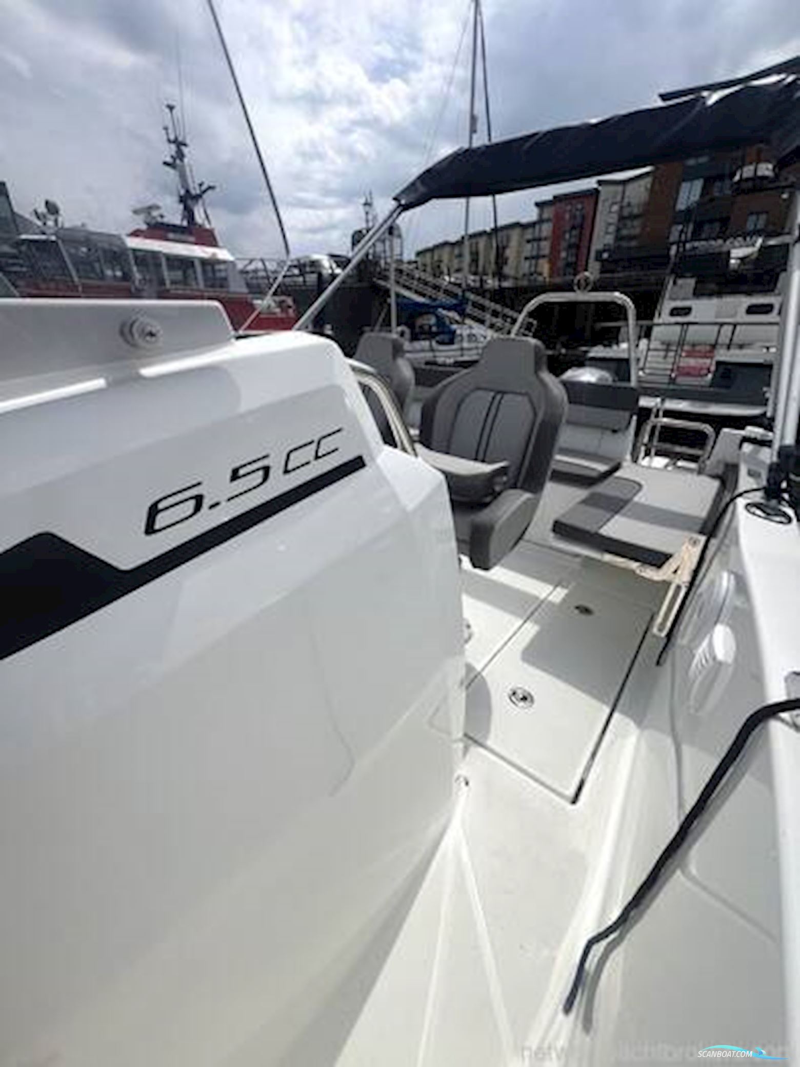 Jeanneau Cap Camarat 6.5 CC S3