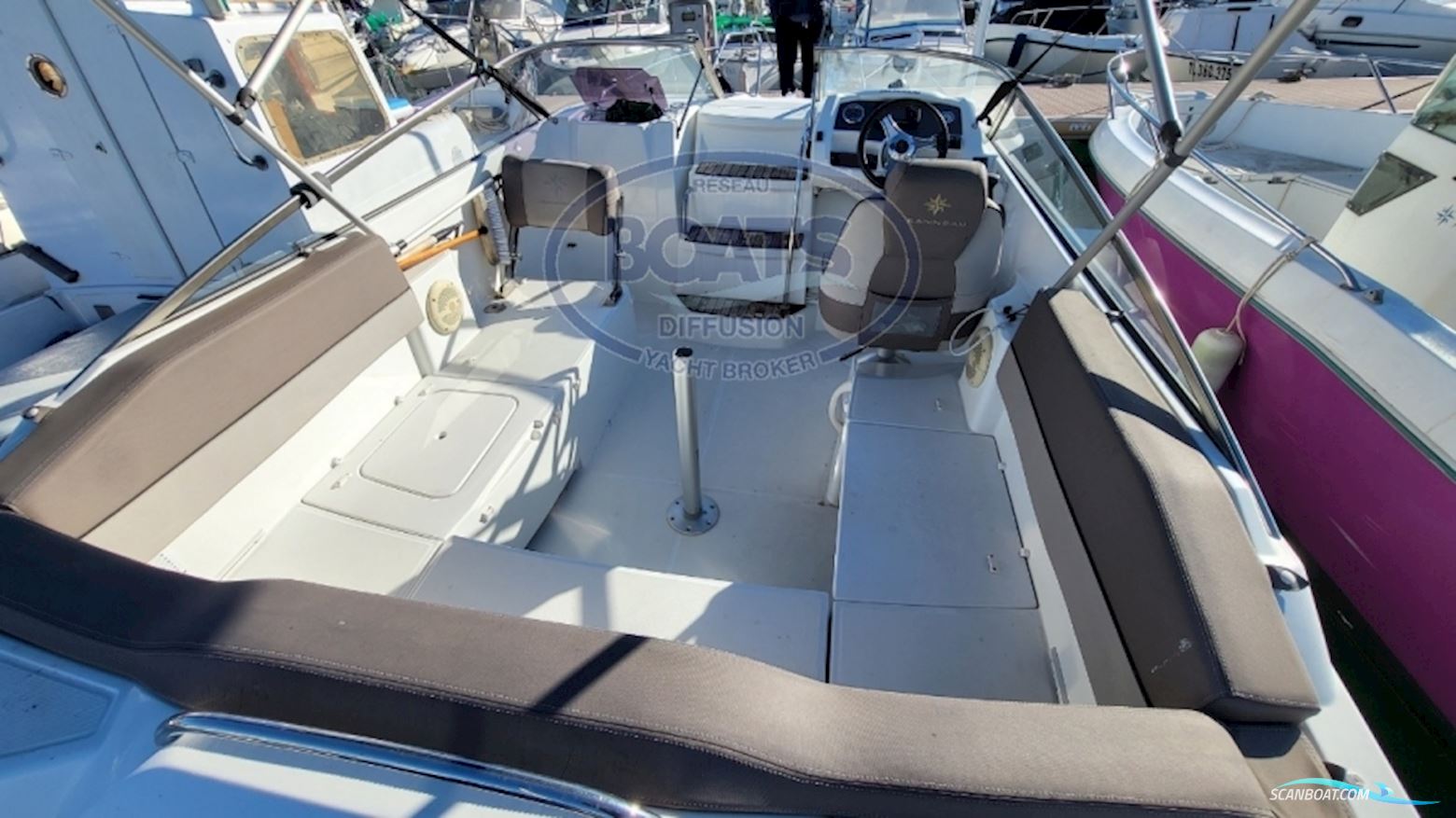 Jeanneau CAP CAMARAT 6.5 DC