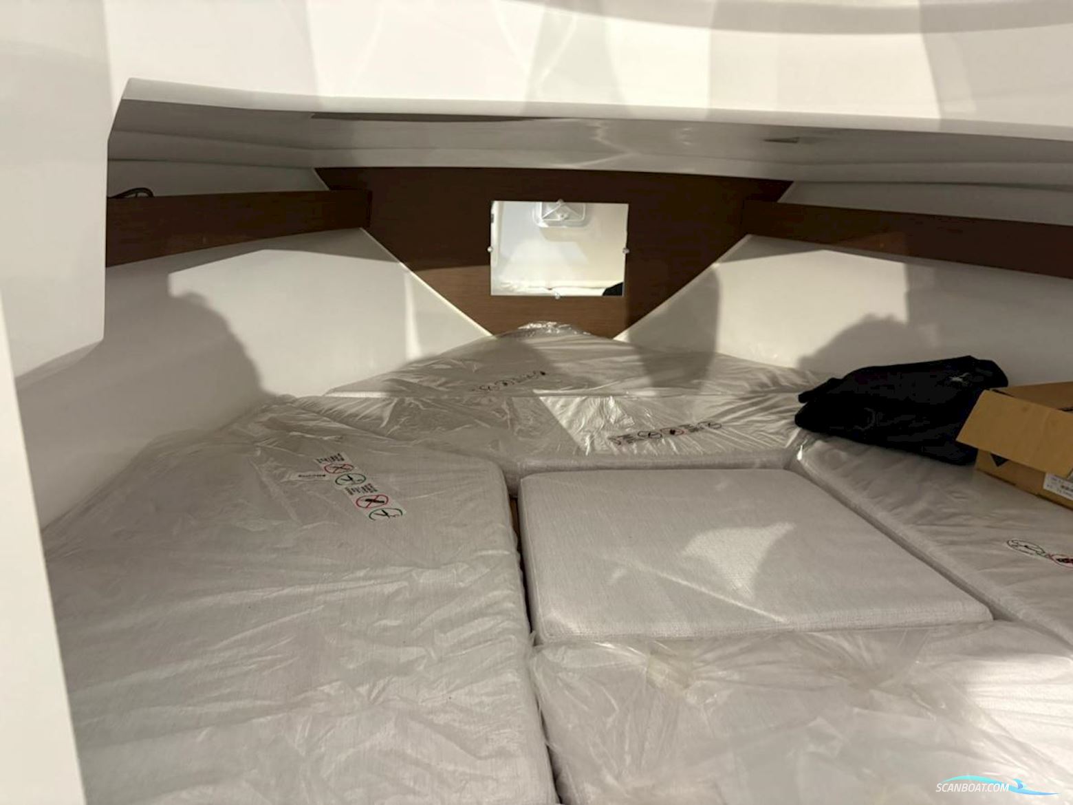 Jeanneau Cap Camarat 6.5 Walk Around