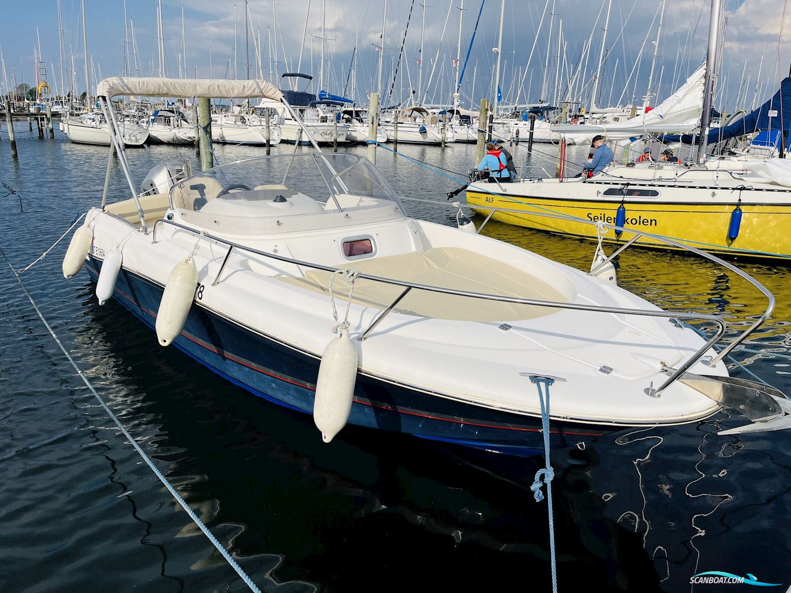 Jeanneau Cap Camarat 715 WA Motorboat 2010, with Honda BF 225 A engine, Denmark