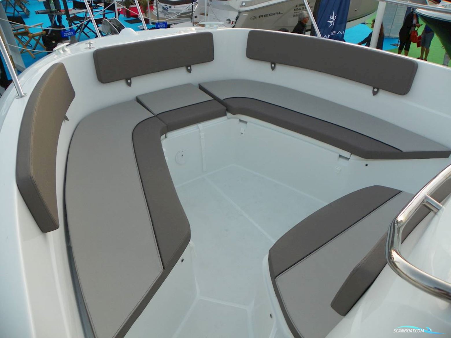 Jeanneau Cap Camarat 7.5 CC