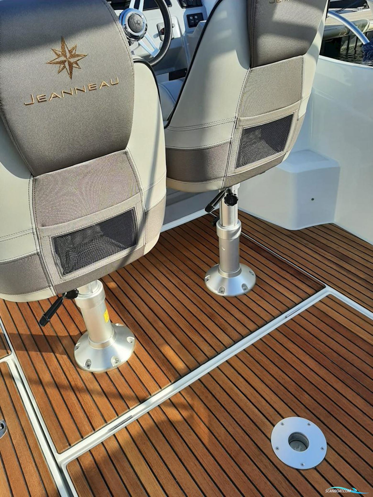 Jeanneau Cap Camarat 7.5 WA