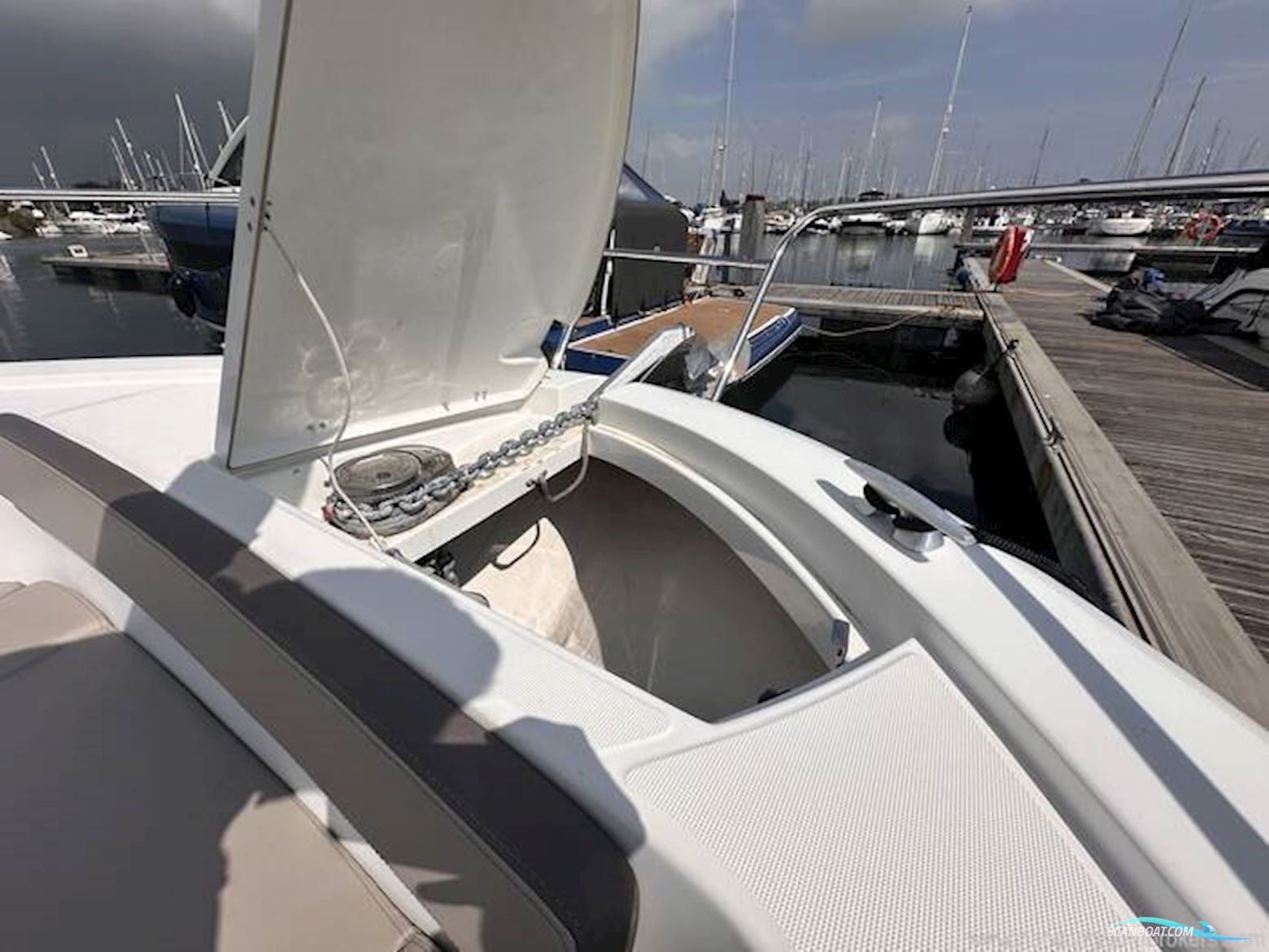 Jeanneau Cap Camarat 8.5 CC