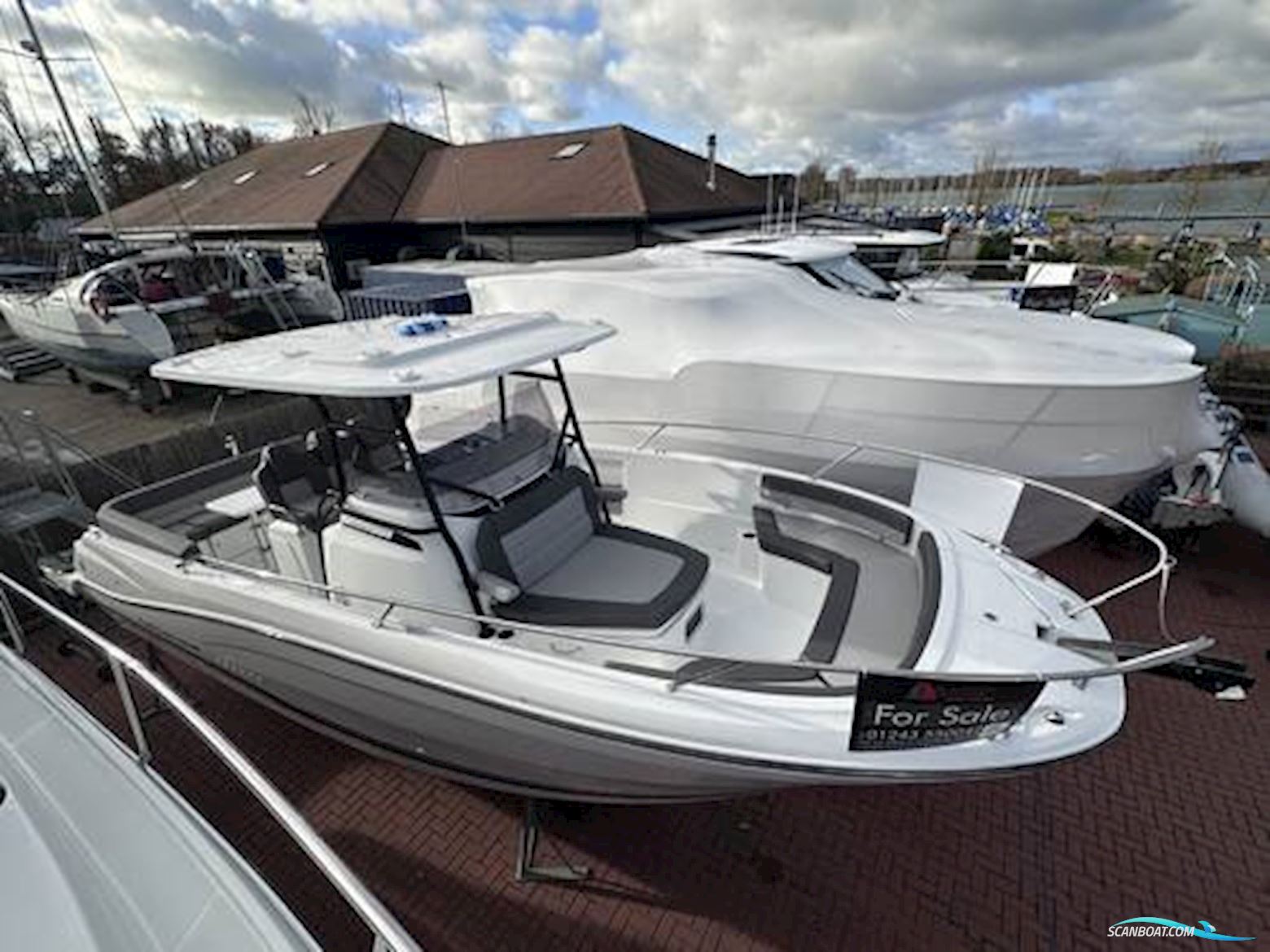 Jeanneau Cap Camarat 9.0 CC Motorboat 2024, with Yamaha engine, United Kingdom