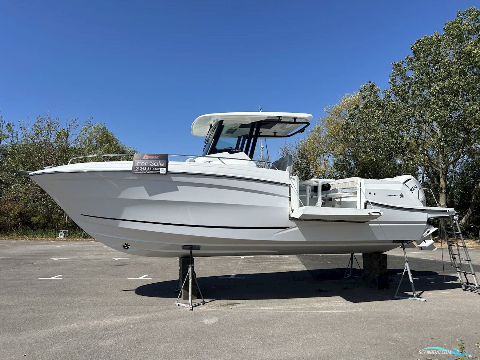 Jeanneau Cap Camarat 9.0 CC Series 2 Motorboat 2026, with Yamaha 250Xsb2 engine, United Kingdom