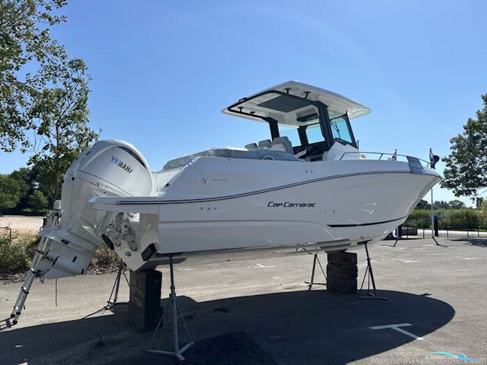 Jeanneau Cap Camarat 9.0 CC Series 2