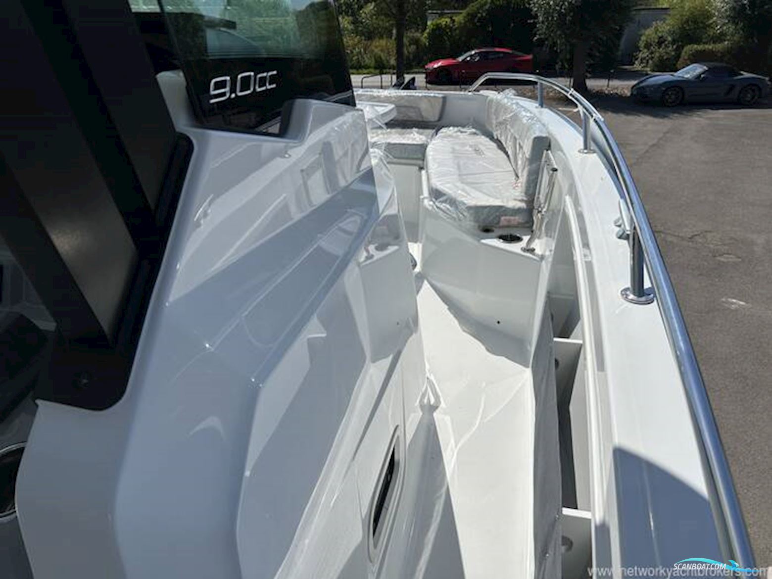 Jeanneau Cap Camarat 9.0 CC Series 2