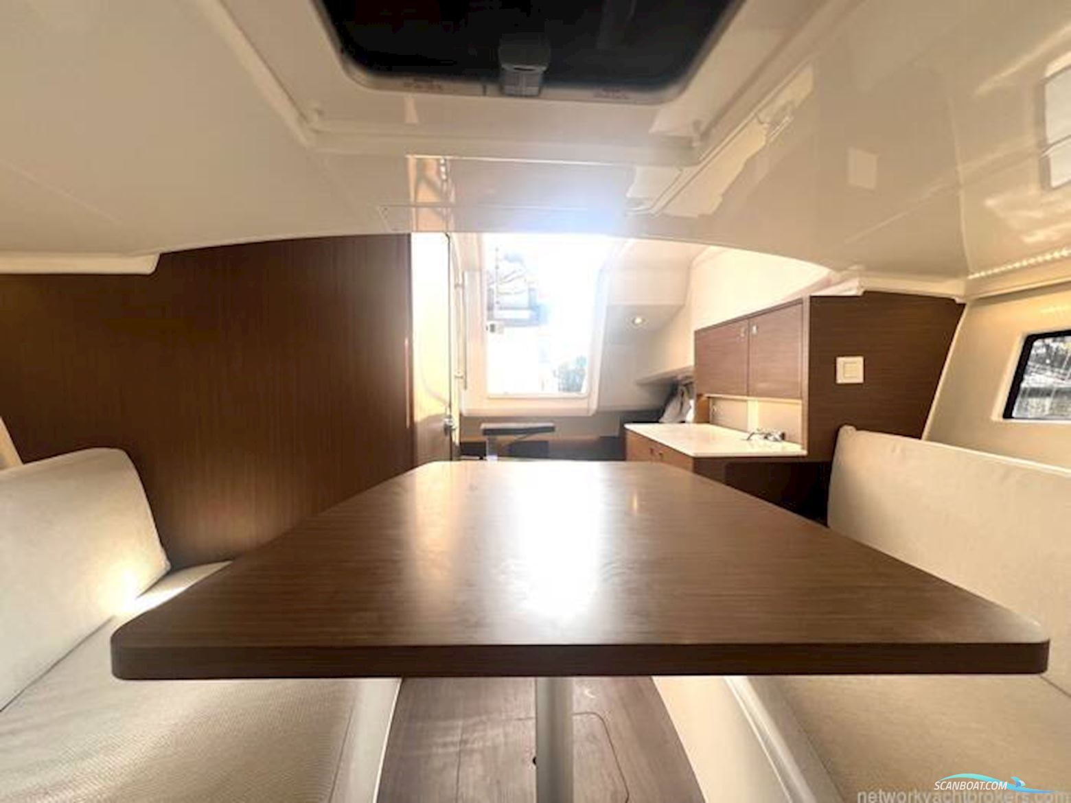 Jeanneau Cap Camarat 9.0 WA