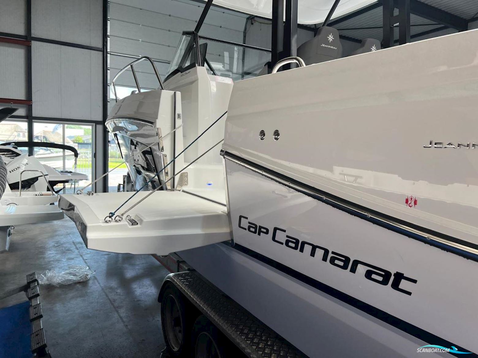 Jeanneau Cap Camarat 9.0 WA Serie 2 new model!