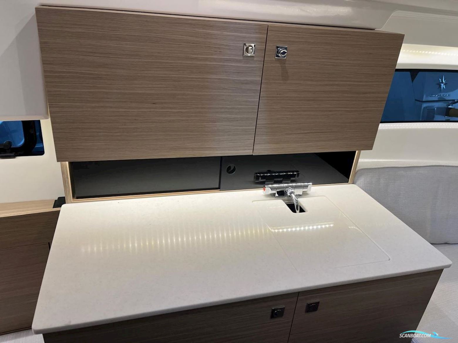 Jeanneau Cap Camarat 9.0 WA Serie 2 New Model!