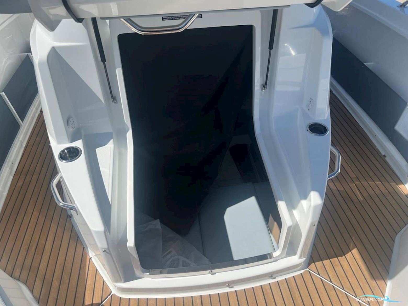 Jeanneau Cap Camarat 9.0CC S2 Nieuw Model! Dit Schip is Aanwezig op de Yamaha Stand Van Hiswa te Water 2026.