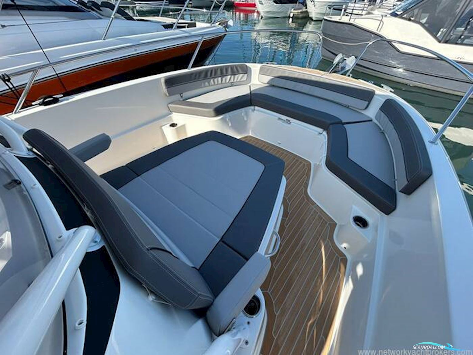 Jeanneau Cap Camarat 9.0CC