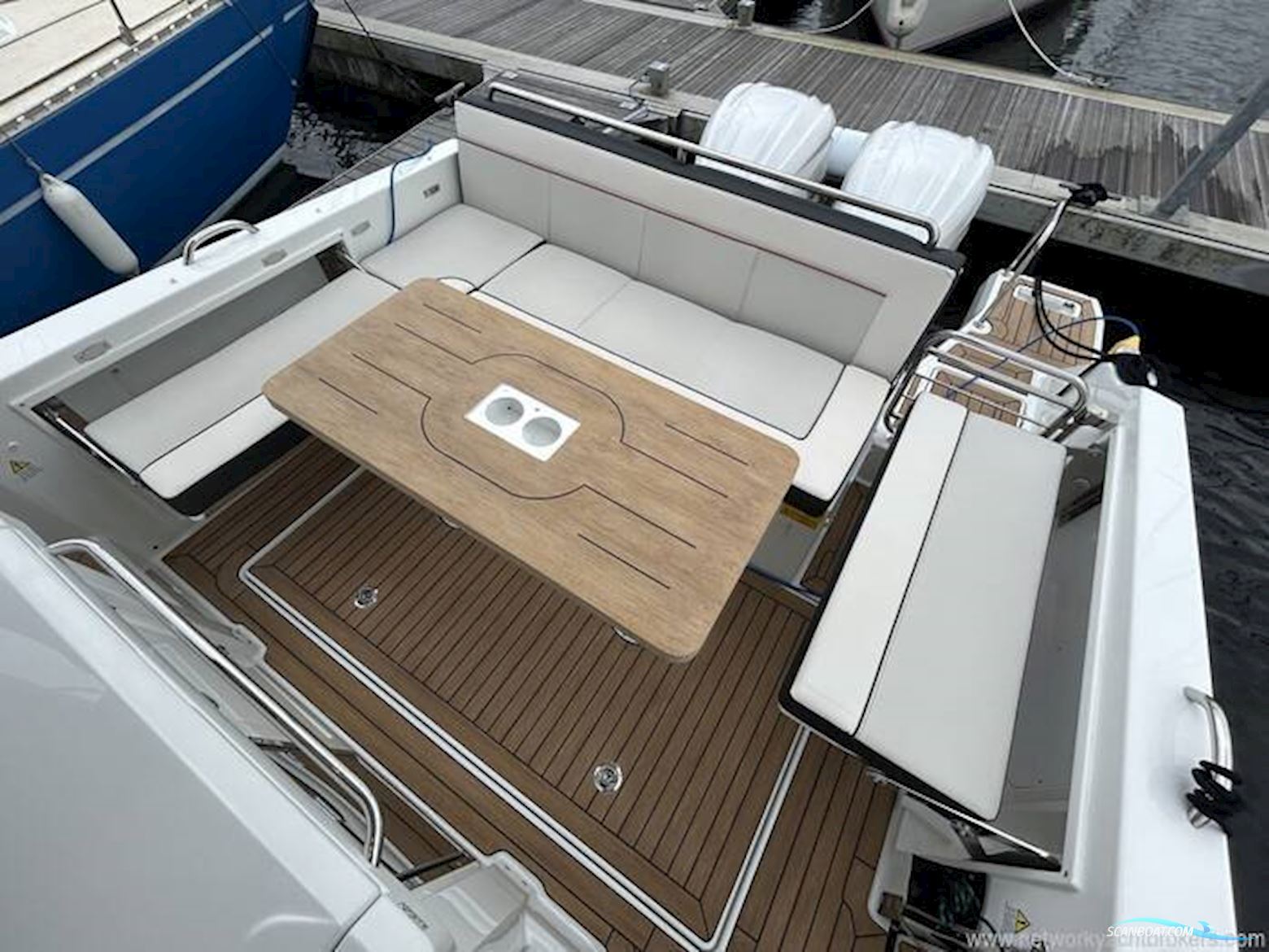 Jeanneau Cap Camarat 9.0WA S2