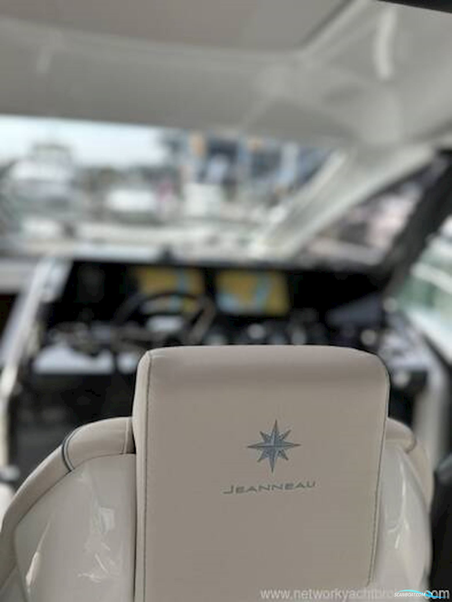 Jeanneau DB37