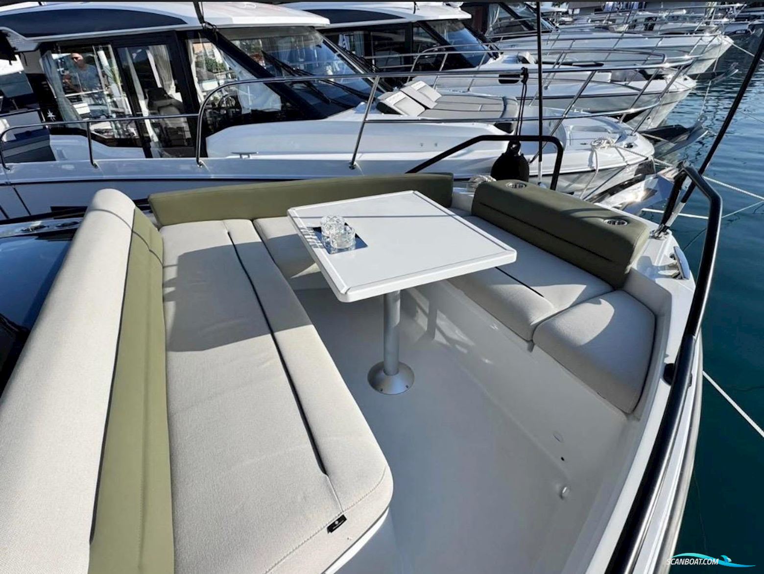 Jeanneau EX34 Hard Top