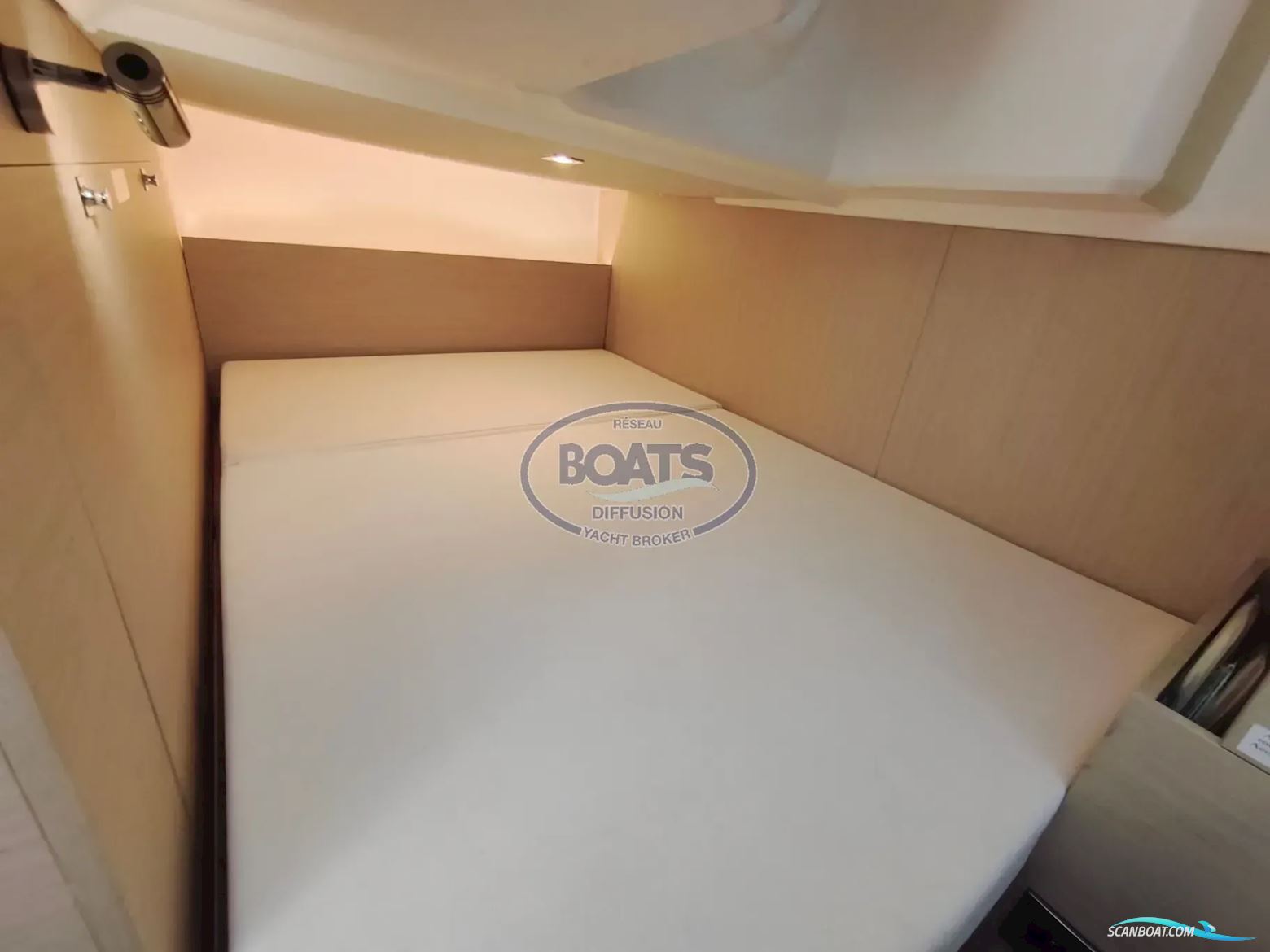 Jeanneau Leader 30