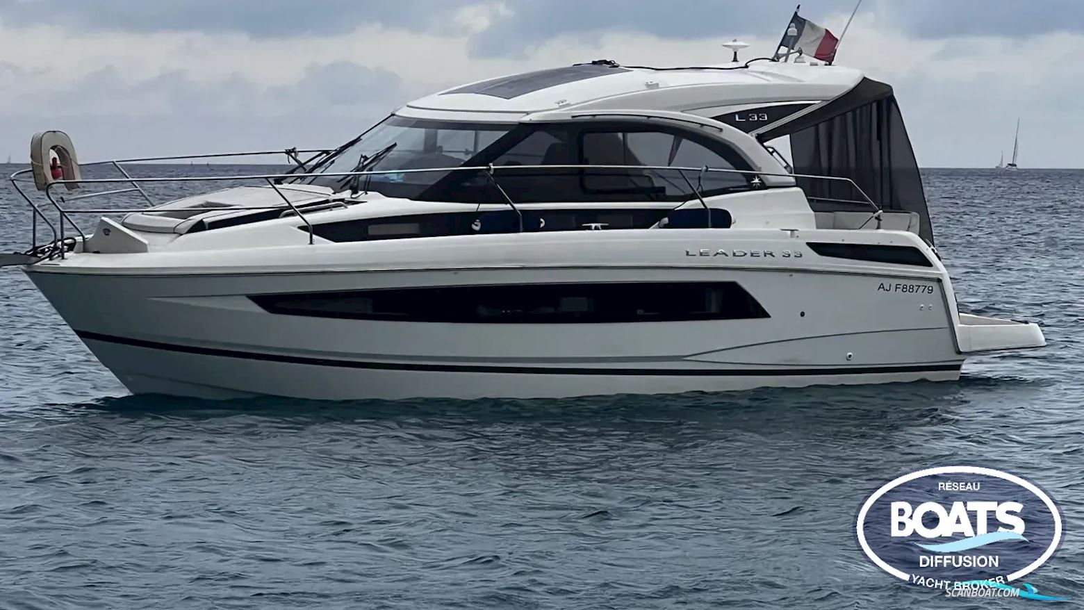 Jeanneau LEADER 33 Motorboat 2020, with VOLVO  engine, France