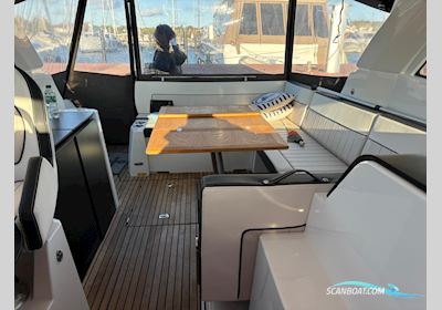 Jeanneau Leader 33 Motorboat 2021, with Volvo Penta D3-220 engine, Germany