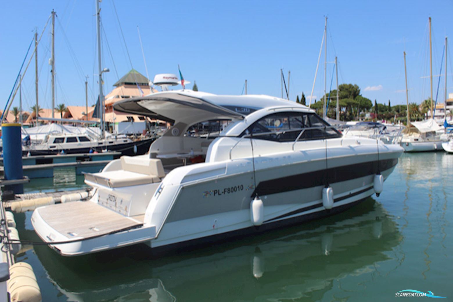 Jeanneau Leader 36 Motorboat 2018, with Volvo Penta D4-260 engine, Portugal