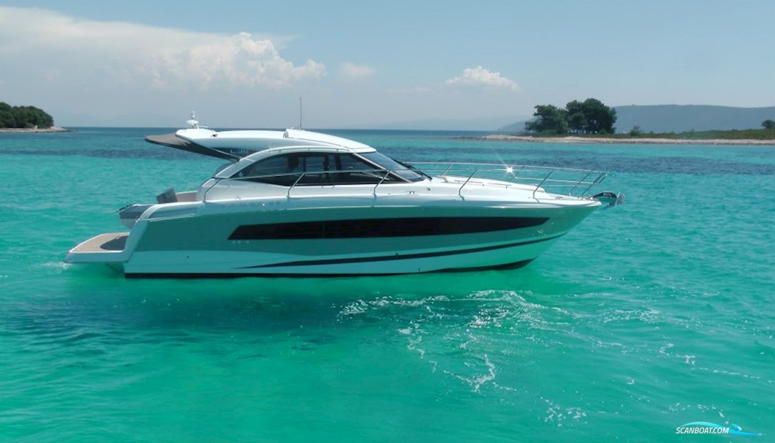 Jeanneau Leader 36 Motorboat 2017, with Volvo Penta engine, Croatia
