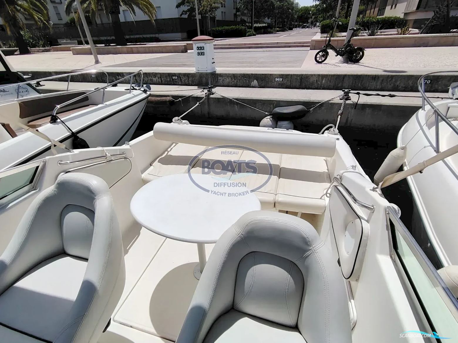 Jeanneau Leader 705