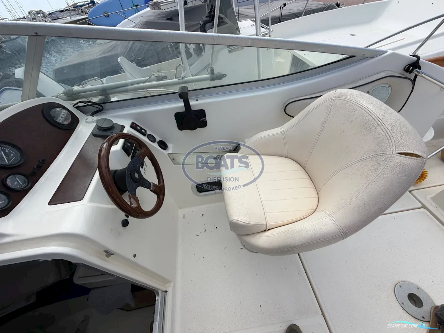 Jeanneau Leader 705